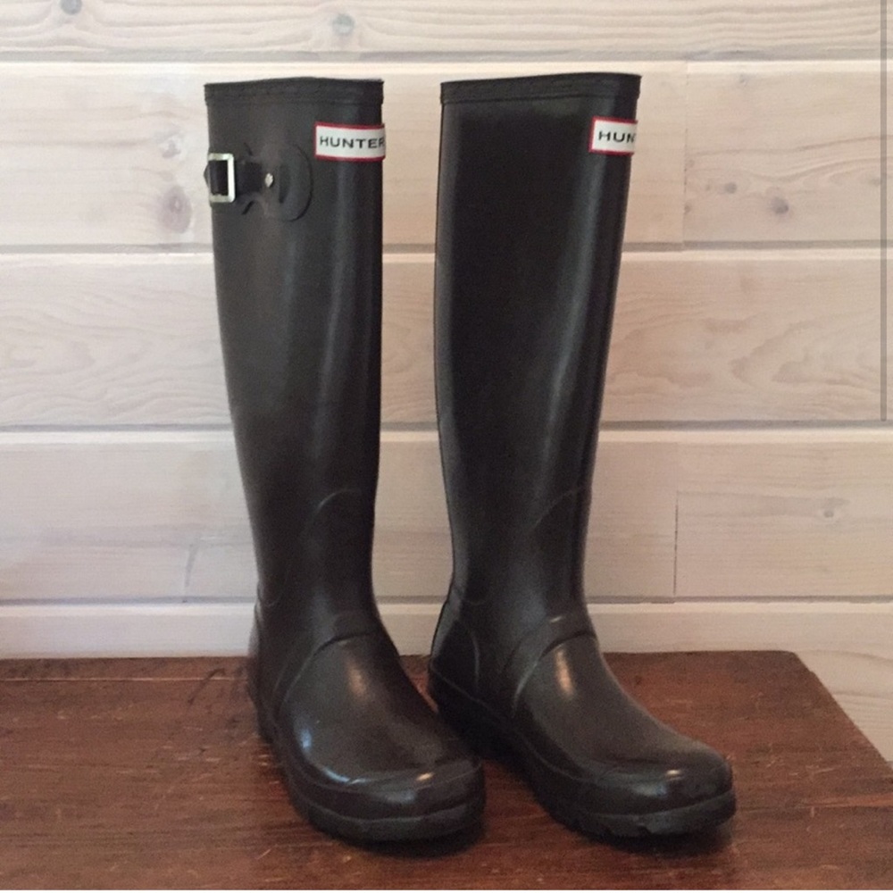 Rain boots